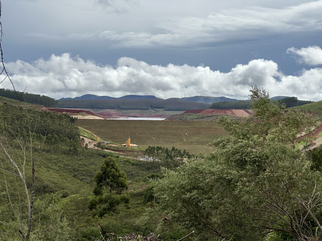 Imagem de barragem de mineração na região de Itabirito (MG) | Foto: Projeto Preserva